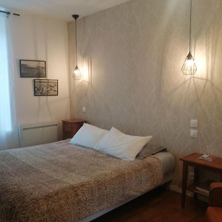 Le Quai 18 Bed and Breakfast Lesneven Buitenkant foto