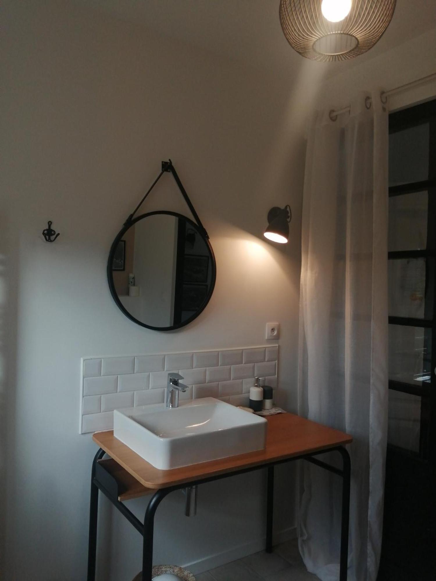 Le Quai 18 Bed and Breakfast Lesneven Buitenkant foto